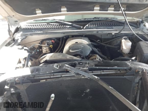 ✅ 2002 GMC Sierra 1500 SL • VIN: 1GTEC14V42Z216330 • Lot: 43535874. Listed on IAAI with 152,947 mi. Free auction sales archive from the USA and detailed vehicle history report at DreamBid. Image 10.