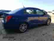 2013 Chevrolet Sonic LT z VIN 1G1JC5SH3D4235995, wystawiony jako Copart lot #72461544 z przebiegiem 146 689 mil mil oraz Szkoda całkowita • Salvage title. Historia ofert i sprzedaży dostępna na DreamBid. Obrazek 3.