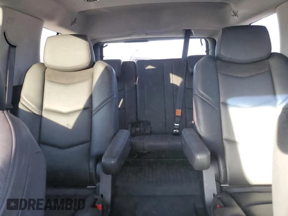 ✅ 2019 Cadillac Escalade Luxury • VIN: 1GYS4BKJXKR276712 • Lot: 90380805. Listed on Copart with 100,982 mi. Free auction sales archive from the USA and detailed vehicle history report at DreamBid. Image 10.
