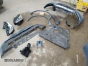 ✅ 2024 Lincoln Corsair Grand Touring • VIN: 5LMTJ5DZ3RUL08679 • Lot: 71923125. Wystawiony na Copart z przebiegiem 17 786 mil. Bezpłatny archiwum sprzedaży aukcyjnych z USA i szczegółowy raport historii pojazdu na DreamBid. Zdjęcie 13.