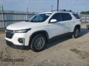 ✅ 2023 Chevrolet Traverse LT • VIN: 1GNERHKW5PJ163878 • Lot: 72042604. Wystawiony na Copart z przebiegiem 28 124 mil. Bezpłatny archiwum sprzedaży aukcyjnych z USA i szczegółowy raport historii pojazdu na DreamBid. Zdjęcie 1.