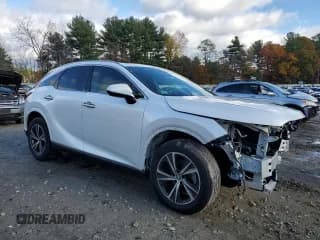 ✅ 2024 Lexus RX 350 Premium • VIN: 2T2BAMCA5RC071081 • Lot: 90236035. Wystawiony na Copart z przebiegiem 8 298 mil. Bezpłatny archiwum sprzedaży aukcyjnych z USA i szczegółowy raport historii pojazdu na DreamBid. Zdjęcie 4.