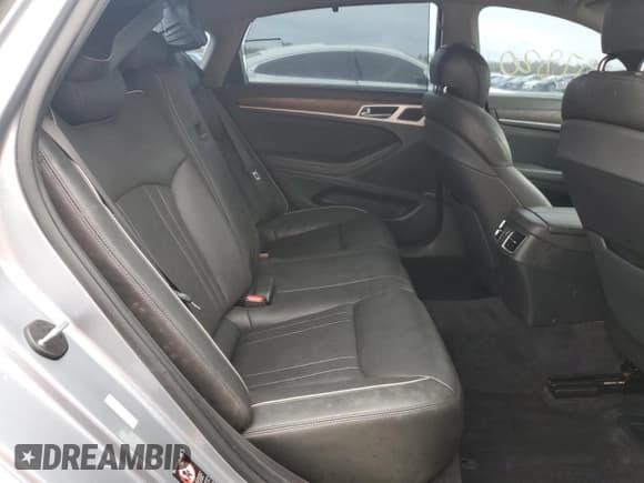 ✅ 2016 Hyundai Genesis 3.8L • VIN: KMHGN4JE8GU121522 • Lot: 85628174. Wystawiony na Copart z przebiegiem 107 820 mil. Bezpłatny archiwum sprzedaży aukcyjnych z USA i szczegółowy raport historii pojazdu na DreamBid. Zdjęcie 10.