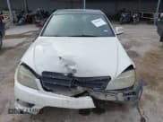 ✅ 2009 Mercedes-Benz C 300 Sport • VIN: WDDGF54X09R061672 • Lot: 42836653. Wystawiony na IAAI z przebiegiem 169 982 mil. Bezpłatny archiwum sprzedaży aukcyjnych z USA i szczegółowy raport historii pojazdu na DreamBid. Zdjęcie 13.