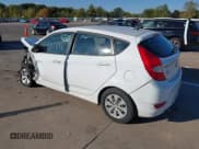 ✅ 2017 Hyundai Accent SE • VIN: KMHCT5AE6HU338434 • Лот: 43397886. Опубликован ранее на IAAI с пробегом 140 361 миль. Бесплатный доступ к архиву аукционных продаж из США и подробный отчёт об истории автомобиля на DreamBid. Изображение 3.