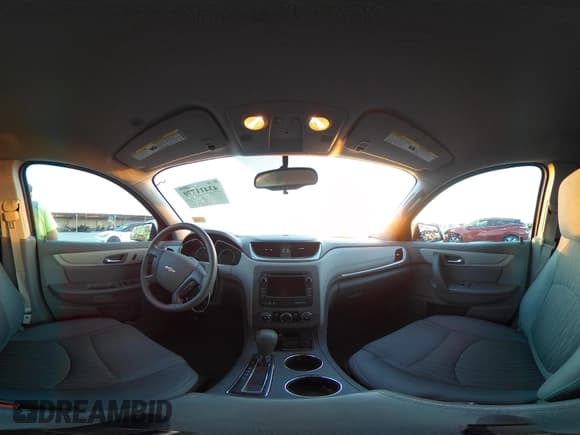 ✅ 2017 Chevrolet Traverse LS • VIN: 1GNKRFKD4HJ238853 • Lot: 43411770. Wystawiony na IAAI z przebiegiem 54 100 mil. Bezpłatny archiwum sprzedaży aukcyjnych z USA i szczegółowy raport historii pojazdu na DreamBid. Zdjęcie 20.