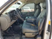 ✅ 2013 Chevrolet Silverado 2500HD Work Truck • VIN: 1GC2KVCG0DZ161569 • Лот: 62677595. Опубликован ранее на Copart с пробегом 155 958 миль. Бесплатный доступ к архиву аукционных продаж из США и подробный отчёт об истории автомобиля на DreamBid. Изображение 7.