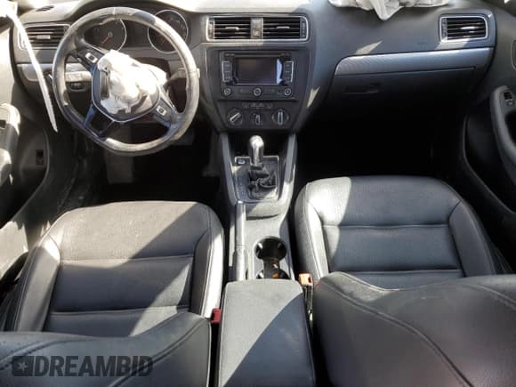 ✅ 2015 Volkswagen Jetta SE • VIN: 3VWD07AJXFM239480 • Lot: 47107385. Listed on Copart with Not provided. Free auction sales archive from the USA and detailed vehicle history report at DreamBid. Image 8.