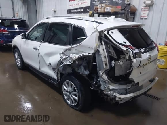 ✅ 2017 Nissan Rogue SV • VIN: KNMAT2MV6HP521935 • Lot: 41991833. Listed on IAAI with 80,031 mi. Free auction sales archive from the USA and detailed vehicle history report at DreamBid. Image 3.