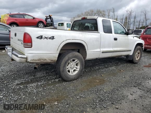 ✅ 2004 Dodge Dakota SLT • VIN: 1D7HG42N14S628373 • Lot: 52440565. Wystawiony na Copart z przebiegiem 137 869 mil. Bezpłatny archiwum sprzedaży aukcyjnych z USA i szczegółowy raport historii pojazdu na DreamBid. Zdjęcie 3.