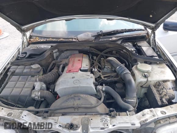 ✅ 2000 Mercedes-Benz C 230 Kompressor • VIN: WDBHA24G9YA839913 • Lot: 42590185. Wystawiony na IAAI z przebiegiem 156 248 mil. Bezpłatny archiwum sprzedaży aukcyjnych z USA i szczegółowy raport historii pojazdu na DreamBid. Zdjęcie 10.