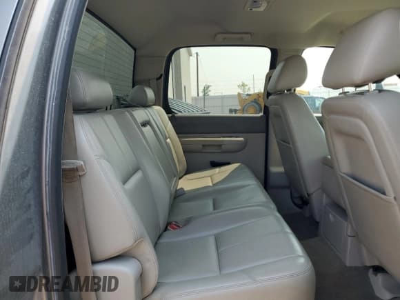 ✅ 2013 Chevrolet Silverado 2500HD LT • VIN: 1GC1KXCG1DF190961 • Лот: 66907645. Опубликован ранее на Copart с пробегом 128 411 миль. Бесплатный доступ к архиву аукционных продаж из США и подробный отчёт об истории автомобиля на DreamBid. Изображение 10.