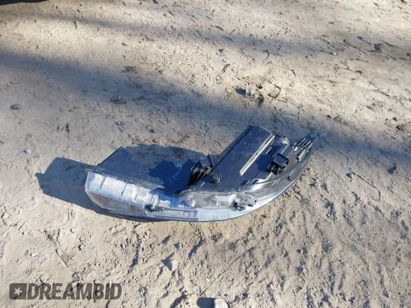 ✅ 2023 Hyundai Elantra SEL • VIN: 5NPLS4AG3PH086475 • Lot: 41807966. Listed on IAAI with 43,388 mi. Free auction sales archive from the USA and detailed vehicle history report at DreamBid. Image 12.