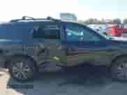 2024 Nissan Pathfinder SV z VIN 5N1DR3BA8RC289408, wystawiony jako IAAI lot #41855609 z przebiegiem 11 832 mil mil oraz . Historia ofert i sprzedaży dostępna na DreamBid. Obrazek 14.