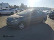 ✅ 2013 Hyundai Accent GLS • VIN: KMHCT4AE7DU413792 • Лот: 79952664. Опубликован ранее на Copart с пробегом 140 016 миль. Бесплатный доступ к архиву аукционных продаж из США и подробный отчёт об истории автомобиля на DreamBid. Изображение 1.