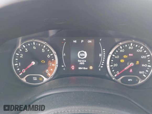 ✅ 2017 Jeep Renegade Latitude • VIN: ZACCJABB2HPF72823 • Lot: 42794334. Listed on IAAI with 96,418 mi. Free auction sales archive from the USA and detailed vehicle history report at DreamBid. Image 7.