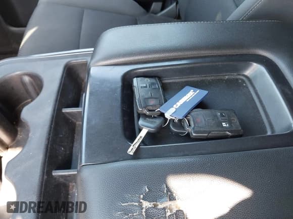 ✅ 2017 Chevrolet Silverado 1500 LT • VIN: 3GCPCREC8HG152452 • Лот: 43503517. Опубликован ранее на IAAI с пробегом 106 363 миль. Бесплатный доступ к архиву аукционных продаж из США и подробный отчёт об истории автомобиля на DreamBid. Изображение 11.