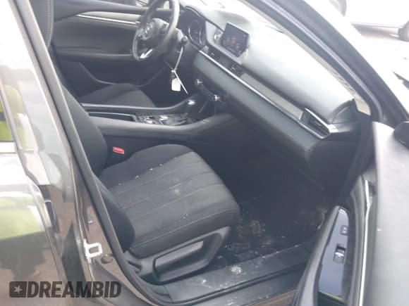 ✅ 2019 Mazda 6 Sport • VIN: JM1GL1UM7K1510531 • Lot: 42700668. Wystawiony na IAAI z przebiegiem 75 787 mil. Bezpłatny archiwum sprzedaży aukcyjnych z USA i szczegółowy raport historii pojazdu na DreamBid. Zdjęcie 5.