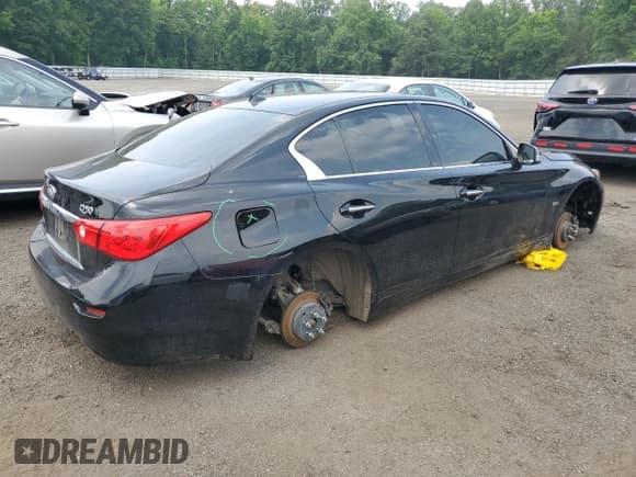 ✅ 2017 Infiniti Q50 Premium • VIN: JN1EV7AR2HM835456 • Lot: 60625365. Listed on Copart with 132,751 mi. Free auction sales archive from the USA and detailed vehicle history report at DreamBid. Image 3.