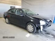 ✅ 2007 Volkswagen Jetta • VIN: 3VWGG71K07M100963 • Лот: 54742995. Опубликован ранее на Copart с пробегом 51 845 миль. Бесплатный доступ к архиву аукционных продаж из США и подробный отчёт об истории автомобиля на DreamBid. Изображение 4.