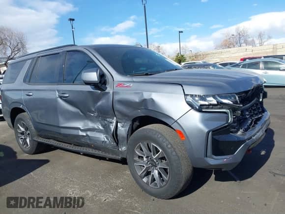 2022 Chevrolet Tahoe Z71 с VIN 1GNSKPKD3NR265727, выставлен на аукционе IAAI как лот 41212836 с пробегом 15 435 миль миль и . История ставок и продаж доступна на DreamBid. Изображение 13.