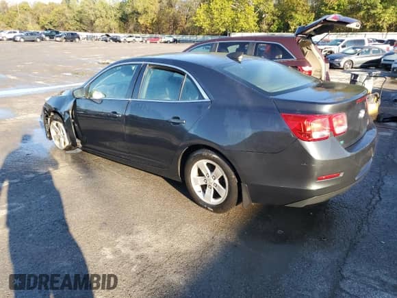 2015 Chevrolet Malibu LS z VIN 1G11B5SL0FF218859, wystawiony jako Copart lot #84426355 z przebiegiem 122 856 mil mil oraz Szkoda całkowita • Salvage title. Historia ofert i sprzedaży dostępna na DreamBid. Obrazek 2.