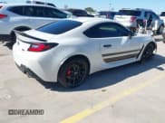 ✅ 2024 Toyota 86 TRUENO Edition • VIN: JF1ZNBM19R8750279 • Лот: 41468207. Опубликован ранее на IAAI с пробегом 15 440 миль. Бесплатный доступ к архиву аукционных продаж из США и подробный отчёт об истории автомобиля на DreamBid. Изображение 4.