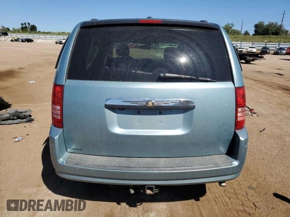 ✅ 2010 Chrysler Town & Country Touring Plus • VIN: 2A4RR8D17AR320626 • Lot: 80839975. Wystawiony na Copart z przebiegiem 133 618 mil. Bezpłatny archiwum sprzedaży aukcyjnych z USA i szczegółowy raport historii pojazdu na DreamBid. Zdjęcie 6.