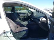 ✅ 2019 Nissan Altima SV • VIN: 1N4BL4DV6KC120499 • Lot: 43415269. Wystawiony na IAAI z przebiegiem 89 460 mil. Bezpłatny archiwum sprzedaży aukcyjnych z USA i szczegółowy raport historii pojazdu na DreamBid. Zdjęcie 5.