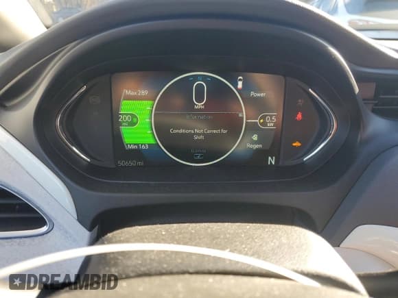 ✅ 2020 Chevrolet Bolt EV LT • VIN: 1G1FY6S04L4147379 • Lot: 82009184. Wystawiony na Copart z przebiegiem 50 650 mil. Bezpłatny archiwum sprzedaży aukcyjnych z USA i szczegółowy raport historii pojazdu na DreamBid. Zdjęcie 9.