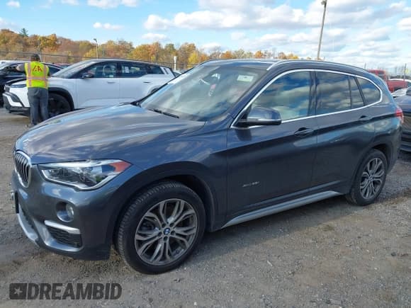 ✅ 2017 BMW X1 xDrive28i • VIN: WBXHT3Z36H4A58469 • Лот: 43559420. Опубликован ранее на IAAI с пробегом 76 569 миль. Бесплатный доступ к архиву аукционных продаж из США и подробный отчёт об истории автомобиля на DreamBid. Изображение 14.