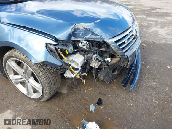 ✅ 2016 Volkswagen CC Sport • VIN: WVWBP7AN8GE504669 • Lot: 43660452. Listed on IAAI with 118,992 mi. Free auction sales archive from the USA and detailed vehicle history report at DreamBid. Image 6.