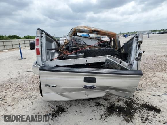 ✅ 2010 Ford F-150 XL • VIN: 1FTFW1EV5AFA74709 • Lot: 68418164. Listed on Copart with Not provided. Free auction sales archive from the USA and detailed vehicle history report at DreamBid. Image 6.