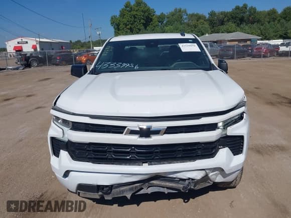 ✅ 2022 Chevrolet Silverado 1500 RST • VIN: 3GCUDEEDXNG634773 • Lot: 43339956. Wystawiony na IAAI z przebiegiem 77 414 mil. Bezpłatny archiwum sprzedaży aukcyjnych z USA i szczegółowy raport historii pojazdu na DreamBid. Zdjęcie 12.