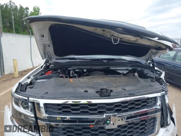 ✅ 2020 Chevrolet Tahoe LT • VIN: 1GNSCBKC4LR181887 • Lot: 42160821. Wystawiony na IAAI z przebiegiem 106 757 mil. Bezpłatny archiwum sprzedaży aukcyjnych z USA i szczegółowy raport historii pojazdu na DreamBid. Zdjęcie 10.