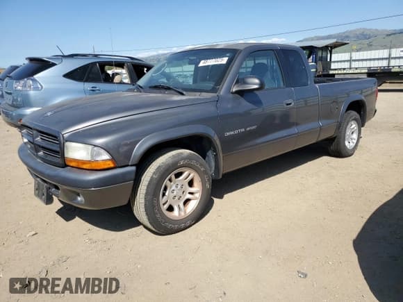 ✅ 2002 Dodge Dakota Sport • VIN: 1B7GL32N62S551525 • Lot: 48777025. Wystawiony na Copart z przebiegiem 91 438 mil. Bezpłatny archiwum sprzedaży aukcyjnych z USA i szczegółowy raport historii pojazdu na DreamBid. Zdjęcie 1.