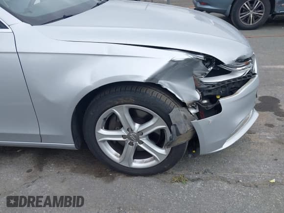 ✅ 2013 Audi A4 Premium • VIN: WAUAFAFL8DA181467 • Лот: 42672105. Опубликован ранее на IAAI с пробегом 136 633 миль. Бесплатный доступ к архиву аукционных продаж из США и подробный отчёт об истории автомобиля на DreamBid. Изображение 6.