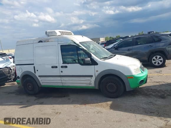 ✅ 2013 Ford Transit Connect XLT • VIN: NM0LS7BN3DT169908 • Lot: 43352431. Listed on IAAI with 81,692 mi. Free auction sales archive from the USA and detailed vehicle history report at DreamBid. Image 13.