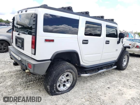 ✅ 2006 Hummer H2 • VIN: 5GRGN23U86H107073 • Lot: 60492145. Wystawiony na Copart z przebiegiem 138 958 mil. Bezpłatny archiwum sprzedaży aukcyjnych z USA i szczegółowy raport historii pojazdu na DreamBid. Zdjęcie 3.