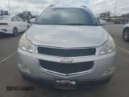 ✅ 2012 Chevrolet Traverse 1LT • VIN: 1GNKVGED5CJ369151 • Lot: 67578964. Wystawiony na Copart z przebiegiem 197 444 mil. Bezpłatny archiwum sprzedaży aukcyjnych z USA i szczegółowy raport historii pojazdu na DreamBid. Zdjęcie 5.