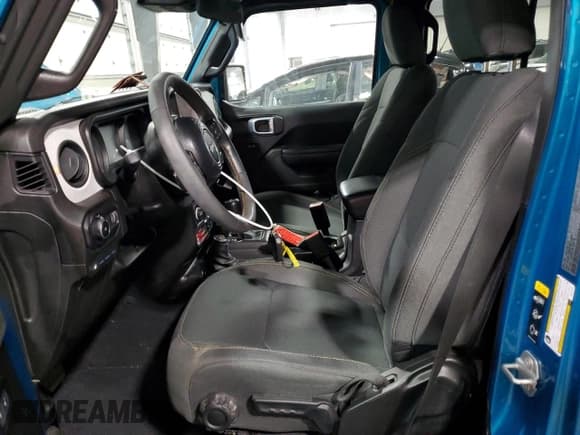 ✅ 2024 Jeep Wrangler Willys • VIN: 1C4RJXN68RW211242 • Лот: 90731865. Опубликован ранее на Copart с пробегом 28 078 миль. Бесплатный доступ к архиву аукционных продаж из США и подробный отчёт об истории автомобиля на DreamBid. Изображение 7.