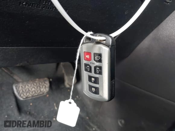 ✅ 2015 Toyota Sienna SE • VIN: 5TDXK3DC1FS651996 • Lot: 43748579. Listed on IAAI with 213,411 mi. Free auction sales archive from the USA and detailed vehicle history report at DreamBid. Image 11.