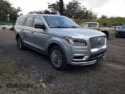 ✅ 2020 Lincoln Navigator Standard • VIN: 5LMJJ3MT2LEL00663 • Лот: 45777215. Опубликован ранее на Copart с пробегом 71 217 миль. Бесплатный доступ к архиву аукционных продаж из США и подробный отчёт об истории автомобиля на DreamBid. Изображение 4.