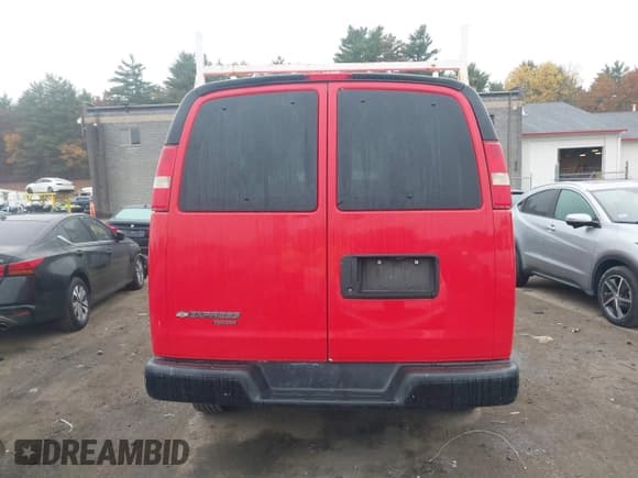 ✅ 2016 Chevrolet Express Passenger LS • VIN: 1GAWGEFF1G1174137 • Lot: 43546454. Listed on IAAI with 125,041 mi. Free auction sales archive from the USA and detailed vehicle history report at DreamBid. Image 16.