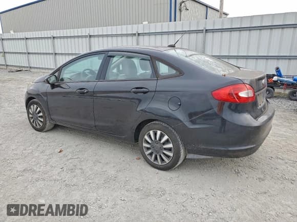 ✅ 2013 Ford Fiesta S • VIN: 3FADP4AJ1DM103416 • Lot: 94547875. Wystawiony na Copart z przebiegiem 125 764 mil. Bezpłatny archiwum sprzedaży aukcyjnych z USA i szczegółowy raport historii pojazdu na DreamBid. Zdjęcie 2.