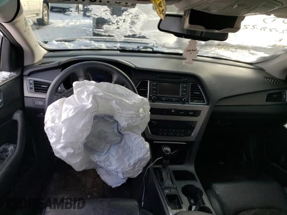 ✅ 2015 Hyundai Sonata Sport • VIN: 5NPE34AF1FH216197 • Лот: 73415172. Опубликован ранее на Copart с пробегом Не указан. Бесплатный доступ к архиву аукционных продаж из США и подробный отчёт об истории автомобиля на DreamBid. Изображение 8.