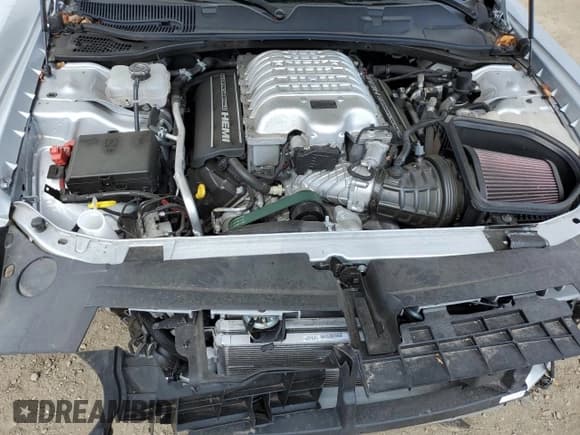 ✅ 2022 Dodge Challenger SRT Hellcat Redeye Widebody • VIN: 2C3CDZL98NH136934 • Lot: 51517693. Wystawiony na Copart z przebiegiem 4 178 mil. Bezpłatny archiwum sprzedaży aukcyjnych z USA i szczegółowy raport historii pojazdu na DreamBid. Zdjęcie 12.