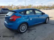 ✅ 2012 Ford Focus Electric • VIN: 1FAHP3R4XCL373531 • Lot: 78783474. Wystawiony na Copart z przebiegiem 72 702 mil. Bezpłatny archiwum sprzedaży aukcyjnych z USA i szczegółowy raport historii pojazdu na DreamBid. Zdjęcie 3.