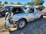 ✅ 2002 Ford Ranger XL • VIN: 1FTYR10D32PB09824 • Lot: 82225865. Wystawiony na Copart z przebiegiem 199 804 mil. Bezpłatny archiwum sprzedaży aukcyjnych z USA i szczegółowy raport historii pojazdu na DreamBid. Zdjęcie 1.