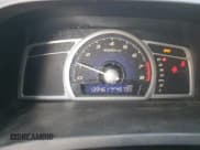 ✅ 2008 Honda Civic LX • VIN: 2HGFG12628H513370 • Лот: 91605445. Опубликован ранее на Copart с пробегом 139 461 миль. Бесплатный доступ к архиву аукционных продаж из США и подробный отчёт об истории автомобиля на DreamBid. Изображение 9.